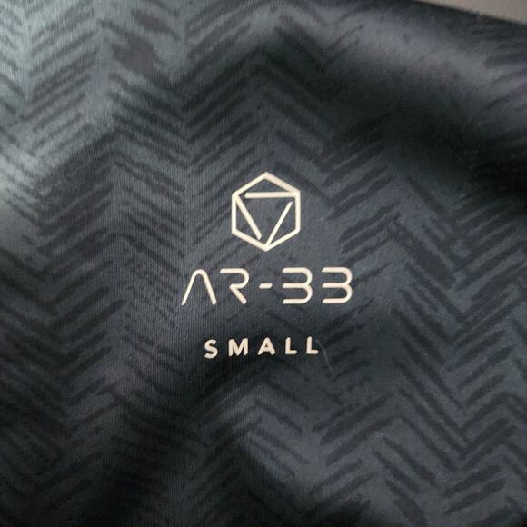 AR-33 Purple Ombre Mid-Rise Activewear Yoga 7/8 Leggings | Women's Small - Picture 7 of 9